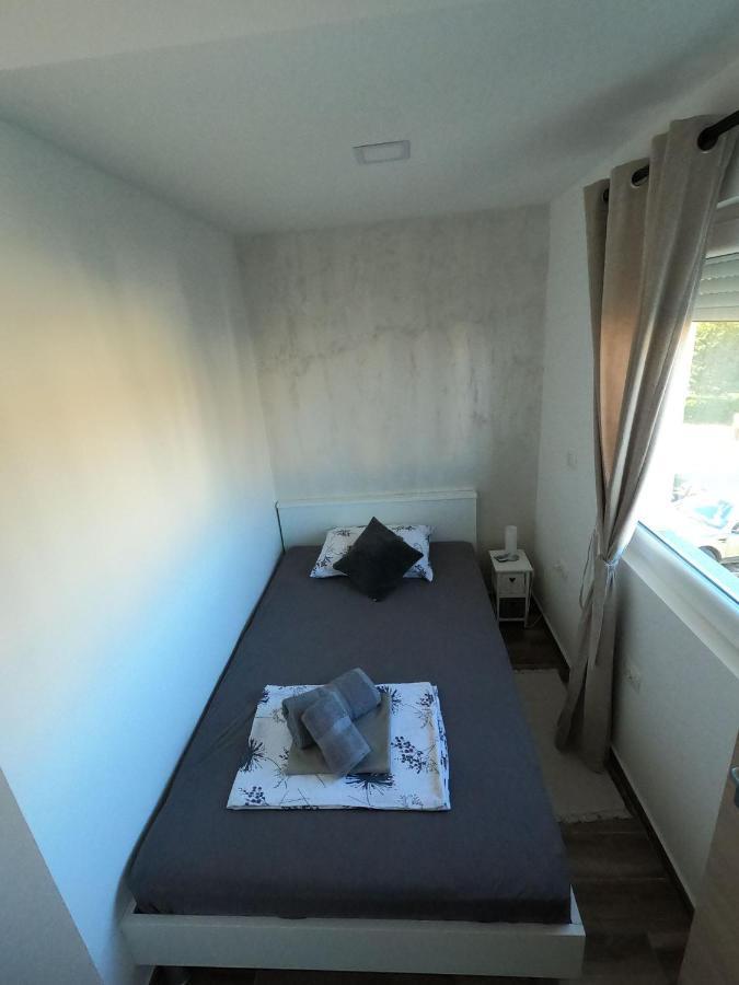 Apartment Natalia Valbandon Ngoại thất bức ảnh