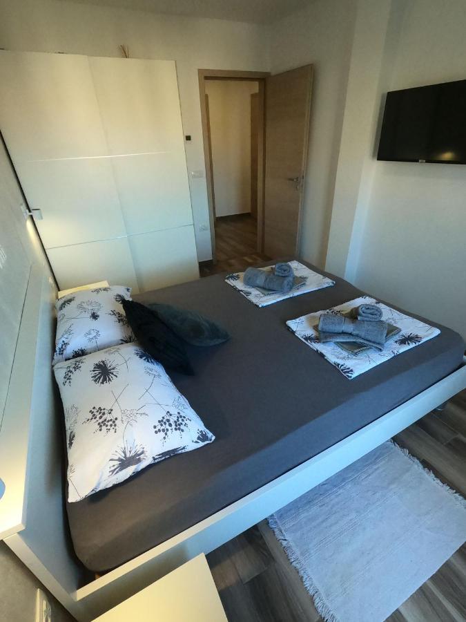 Apartment Natalia Valbandon Ngoại thất bức ảnh